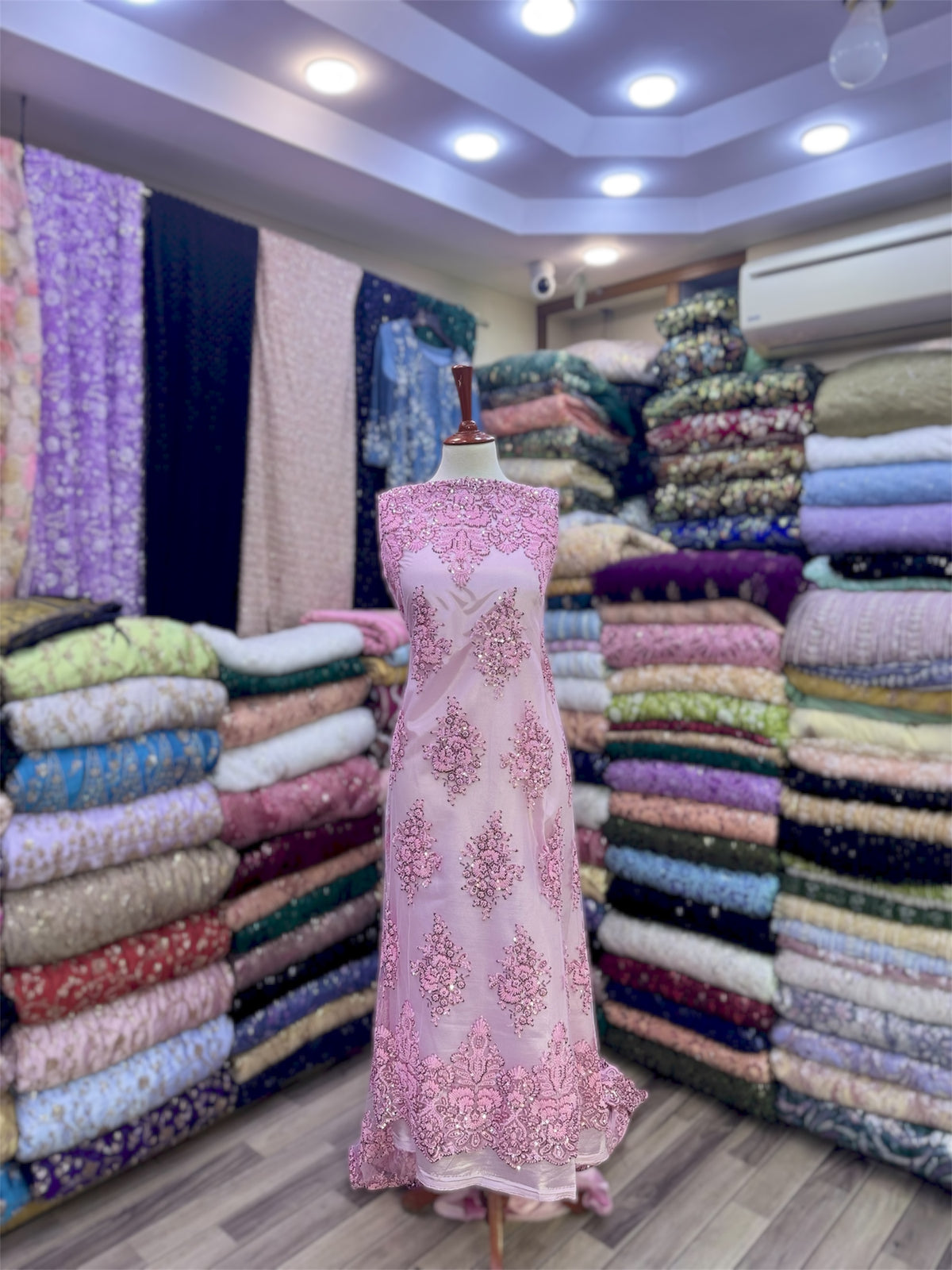 Turkish Cut Dana Hand Work