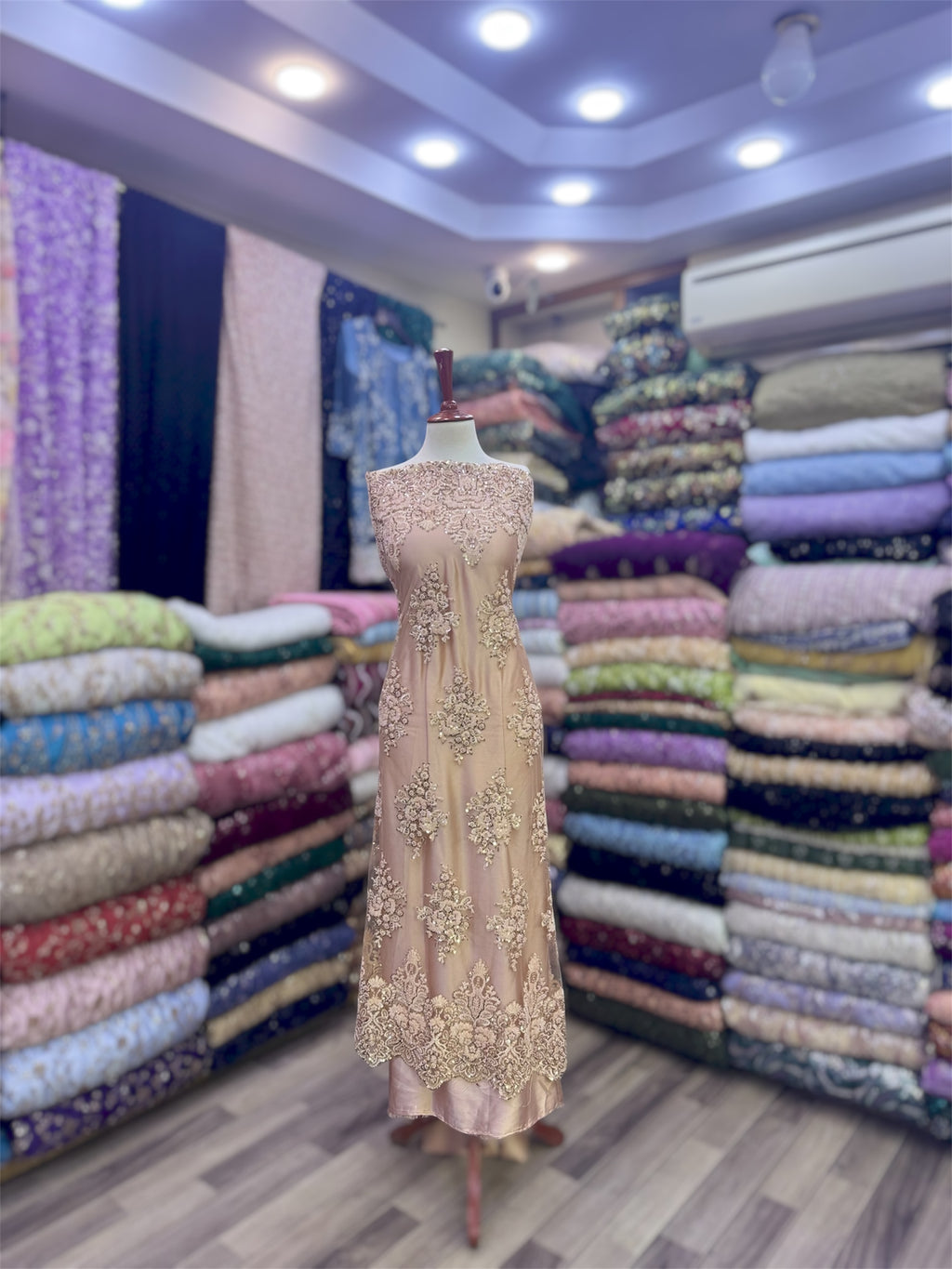 Turkish Cut Dana Hand Work